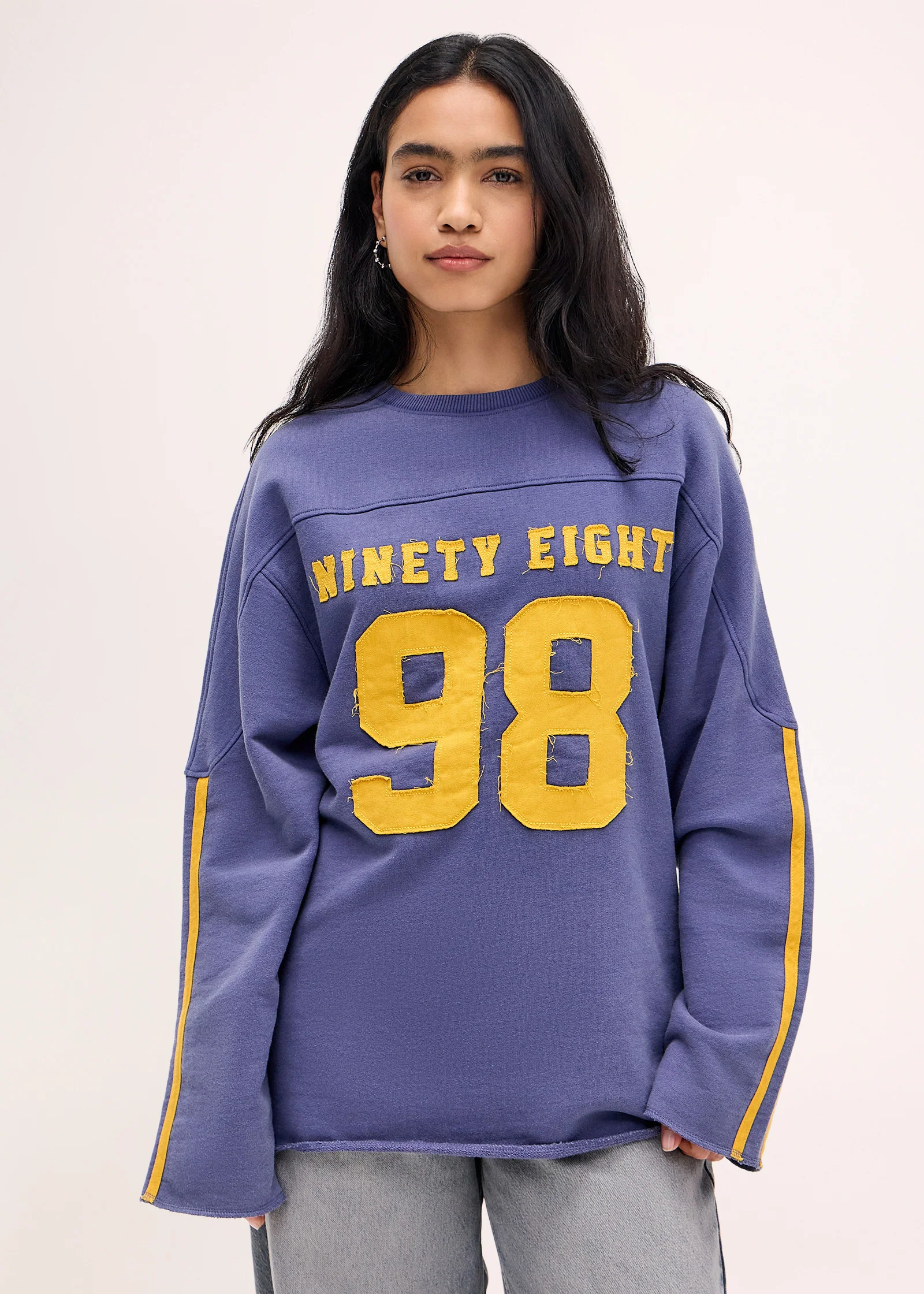 BDG APPLIQUE NUMBER SWEAT