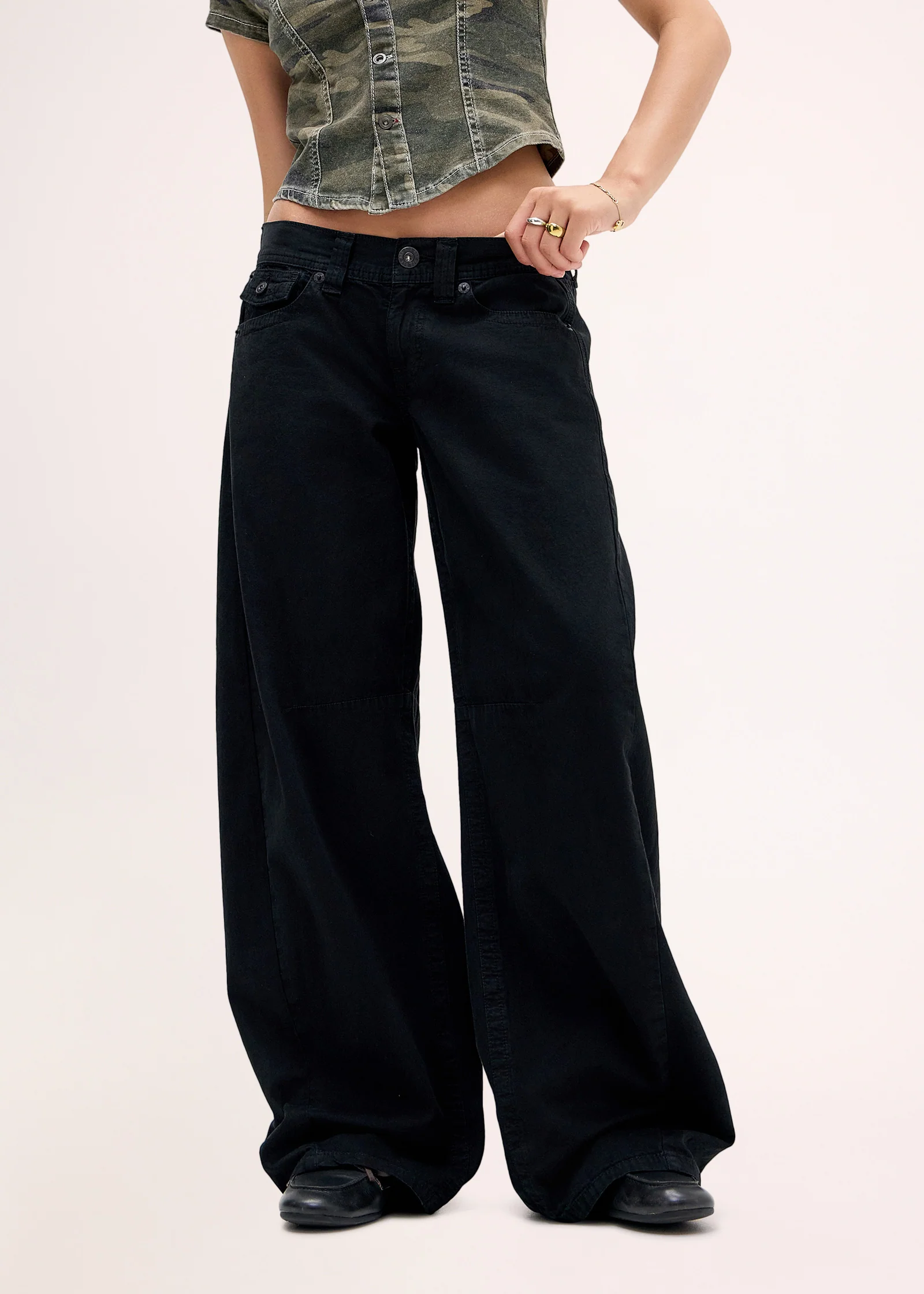 BDG Kayla Cocoon Jeans
