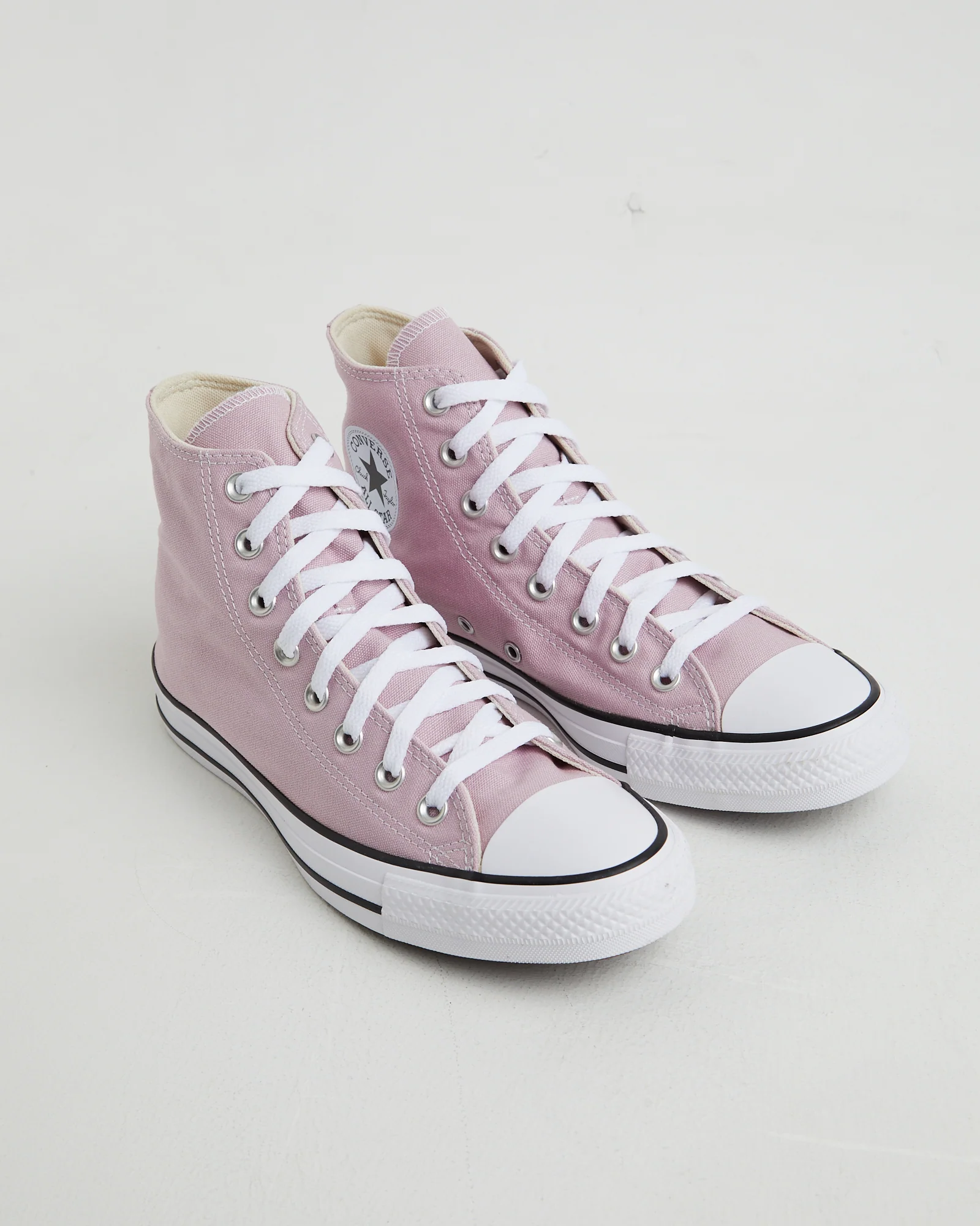 Chuck Taylor All Star Hi Top Sneakers in Phantom Violet