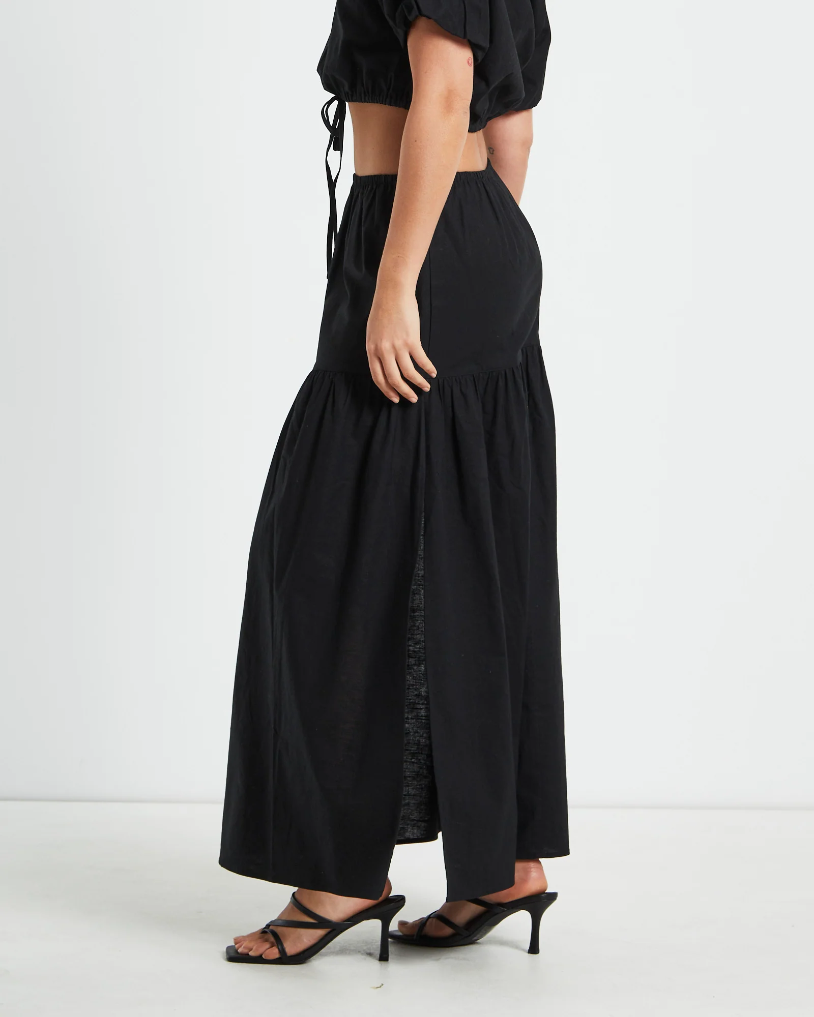 Melody Linen Maxi Skirt in Black - Image 3