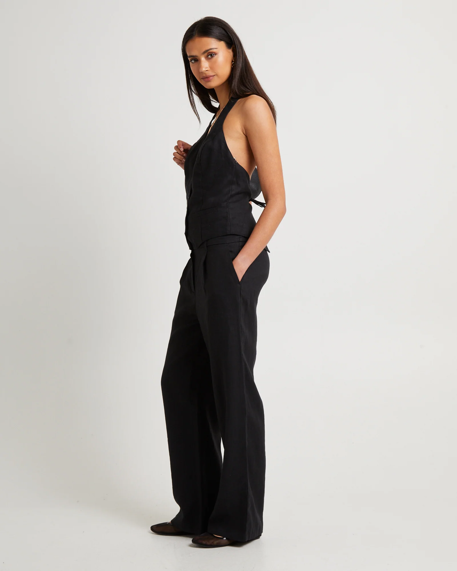 Naomi Linen Halter Vest - Image 7