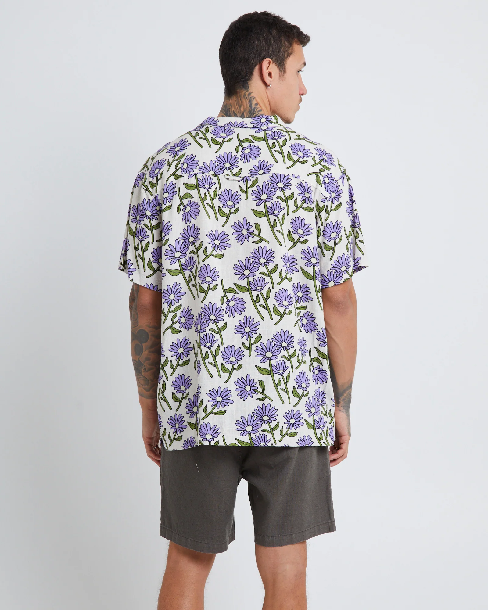 Twist Resort Shirt - Image 2